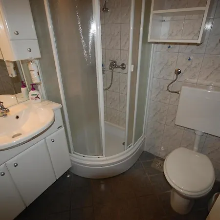 Fuer 5 Personen Ca 60 Qm In Njivice, Kvarner Bucht Krk Apartment Njivice