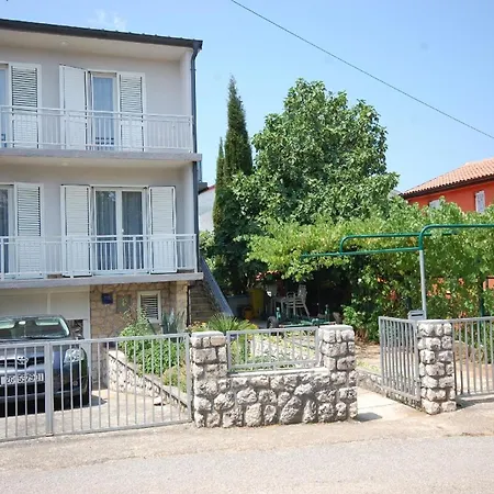 Fuer 5 Personen Ca 60 Qm In Njivice, Kvarner Bucht Krk Apartment *